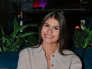 camgirl video chat room TiaBeumer