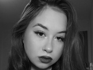 masturbating webcamgirl TiffaneySpikes