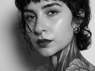 live chat room ValentineSaenz