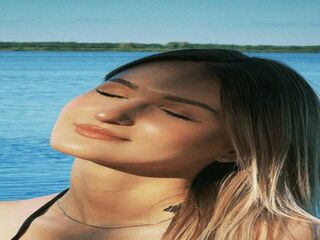 camwhore nude VerlineBurth