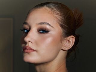 hot naked cam girl VerniaGrenon