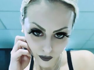 camslut showing pussy ViktoriaRavena