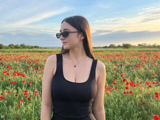 fingering girl chatroom WillettaMagett
