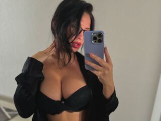 girl chatroom YannaDim