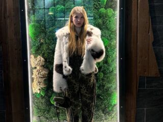 fingering webcamgirl picture ZoeGraig