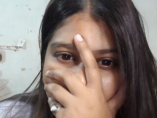 live chat room ZubiaKhan