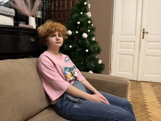 naked camgirl photo ZyraMonroe